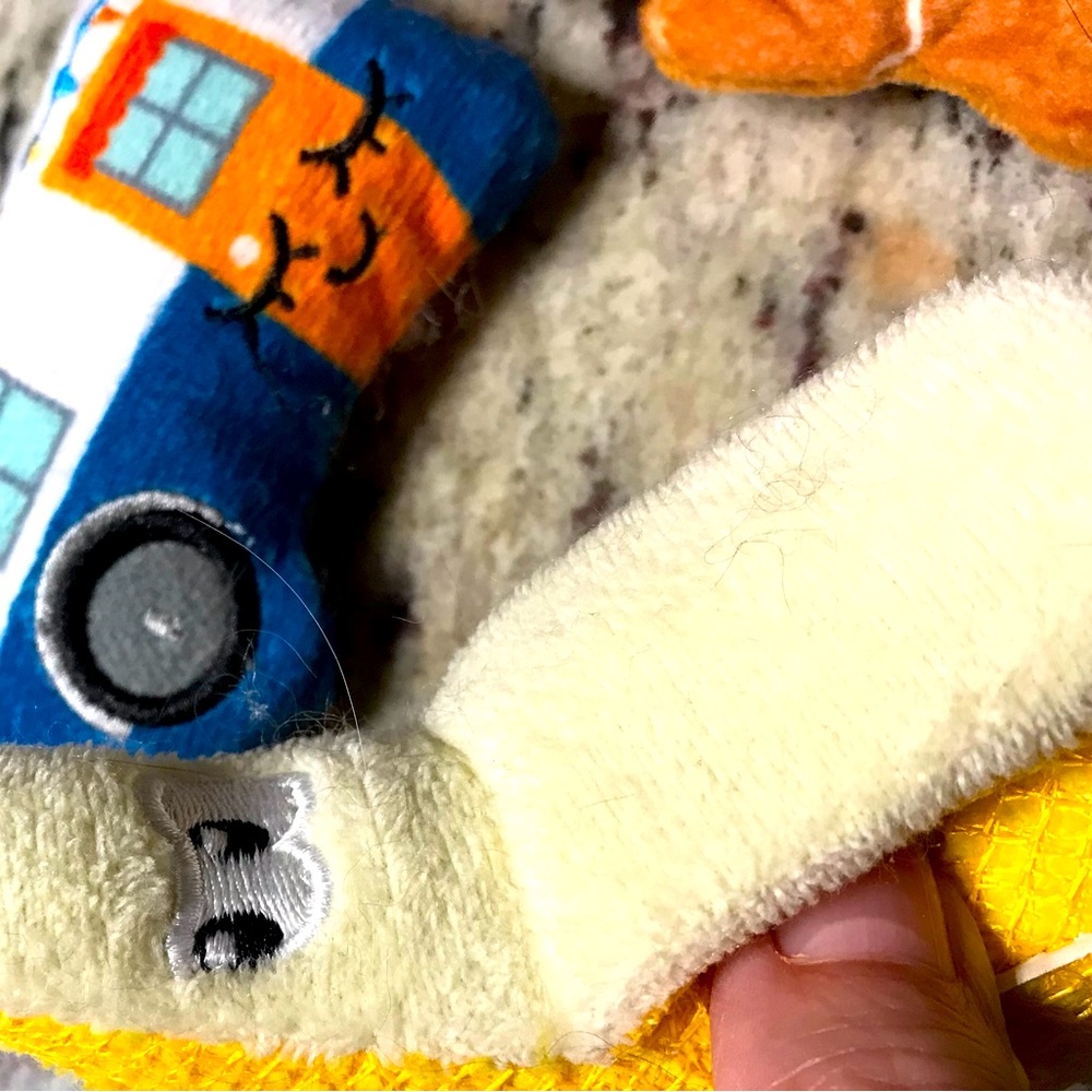 Cat Toys Set Of 3 NEW FINAL SALE